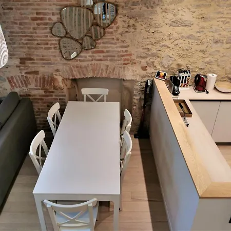 Ancienne Sous-prefecture בית נופש